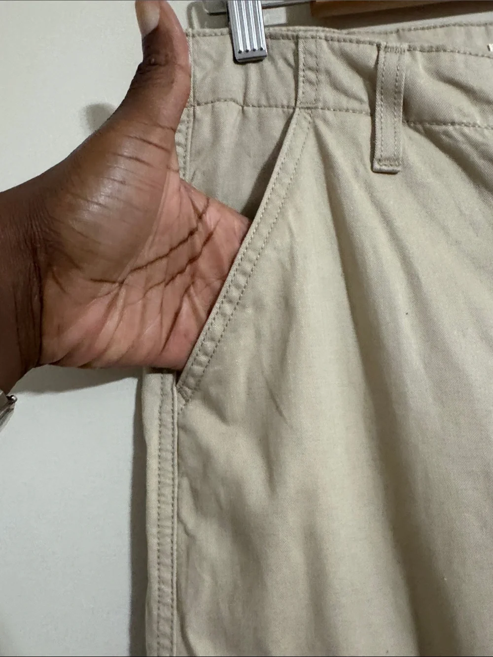 Levi's 94 Baggy Beige Cargo Pants Drawstring Cuff Women size 29 Utility Gorpcore